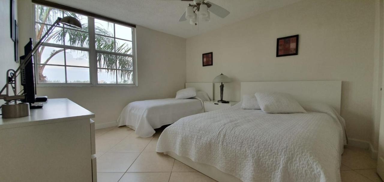 Appartamento Yacht Club Aventura 2br + 2ba
